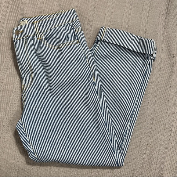OAT NY pinstripe jeans, size 8/29, blue/white, spring, casual, weekend - Picture 2 of 9